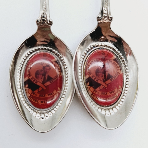 VINTAGE | royal wedding Prince Charles Diana Spencer souvenir collectible spoons - Picture 2 of 6